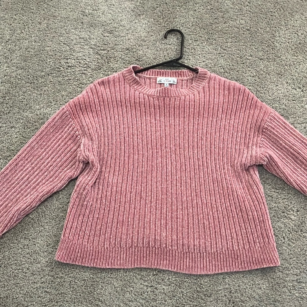Soft Pink Ribbed Crew Neck Sweater